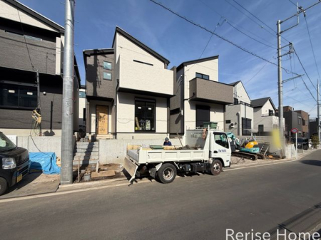 �����s�������s�쒬6���ڂ̐V�z��ˌ��Ă̌��n�O�ώʐ^