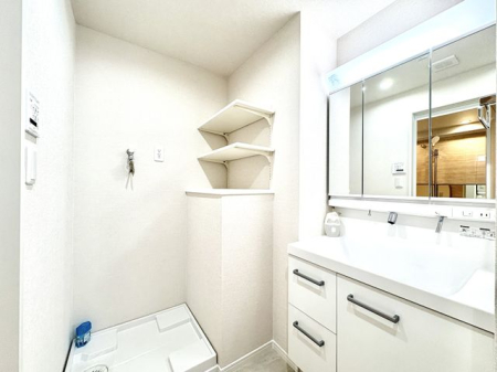 �����s���c�J���Α�3���ڂ̒��Ã}���V�����̐��ʑ�E���ʏ�