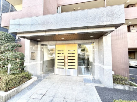 �����s���n�捂���2���ڂ̒��Ã}���V�����̃G���g�����X