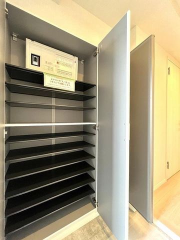 �����s������l�c�R4���ڂ̒��Ã}���V�����̎��[