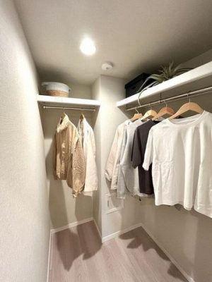 �����s������l�c�R4���ڂ̒��Ã}���V�����̌��n�O�ώʐ^