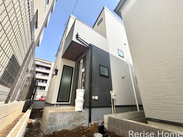 �����s�����s�x�m����1���ڂ̐V�z��ˌ��Ă̌��n�O�ώʐ^