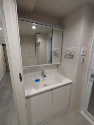 �����s���c�J��[��5���ڂ̒��Ã}���V�����̐��ʑ�E���ʏ�