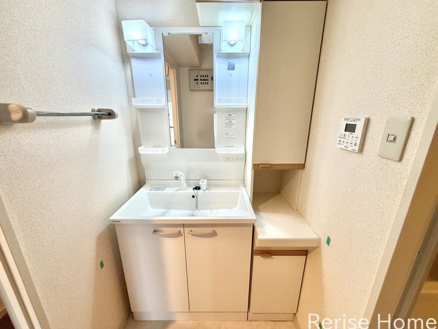 �����s�������s����1���ڂ̒��Ã}���V�����̐��ʑ�E���ʏ�