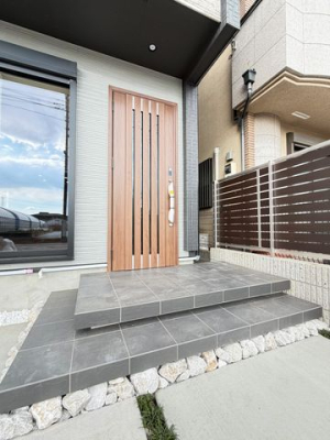 �����s���n��ΐ_���8���ڂ̒��È�ˌ��Ă̌��n�O�ώʐ^