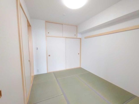 �����s�������s�J�˒�2���ڂ̒��Ã}���V�����̃��r���O