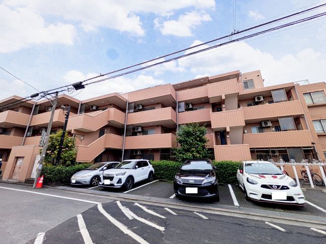 �����s�������s������3���ڂ̒��Ã}���V�����̌��n�O�ώʐ^