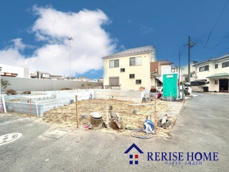 �����s���z�s�e���3���ڂ̐V�z��ˌ��Ă̌��n�O�ώʐ^