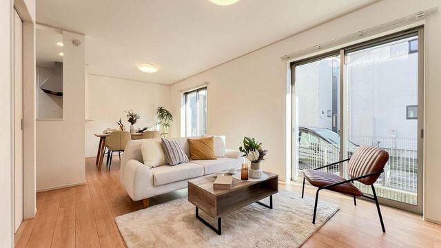 �����s���v���Ďs����5���ڂ̒��È�ˌ��Ă̐��ʑ�E���ʏ�