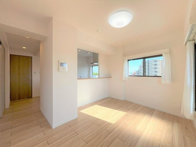 �����s�����s�x�m����2���ڂ̒��Ã}���V�����̃��r���O