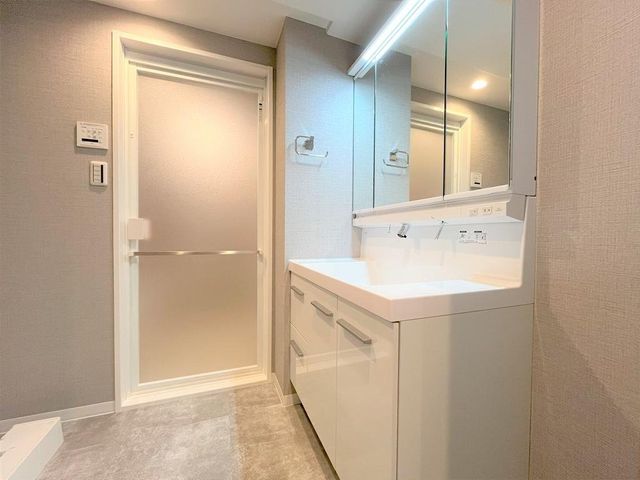 �����s�����s�x�m����2���ڂ̒��Ã}���V�����̐��ʑ�E���ʏ�