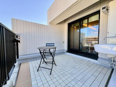 �����s������l�c�R3���ڂ̒��Ã}���V�����̌��n�O�ώʐ^