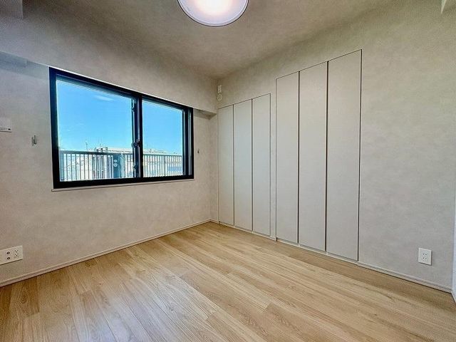 �����s������l�c�R3���ڂ̒��Ã}���V�����̃��r���O