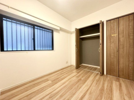 �����s���z�s������5���ڂ̒��Ã}���V�����̃o���R�j�[