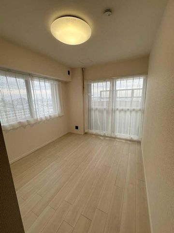 �����s���n�����4���ڂ̒��Ã}���V�����̃��r���O