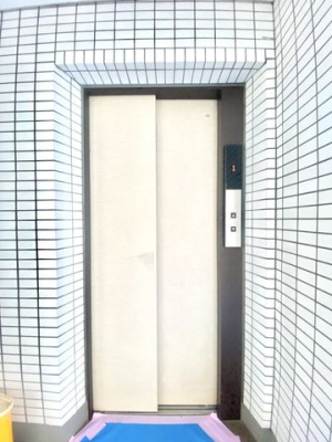 �����s�����捂��˓�3���ڂ̒��Ã}���V�����̂��̑�