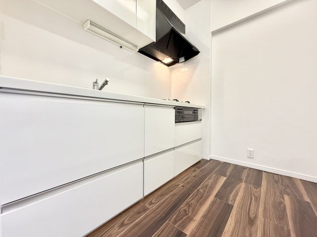 �����s����a�s����3���ڂ̒��Ã}���V�����̃L�b�`��