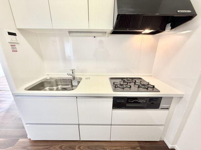 �����s����a�s����3���ڂ̒��Ã}���V�����̃L�b�`��