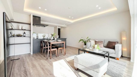 �����s������i��4���ڂ̒��Ã}���V�����̃��r���O