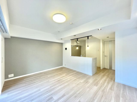 �����s�{���s������2���ڂ̒��Ã}���V�����̃��r���O