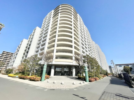 �����s���z�s�����P�u1���ڂ̒��Ã}���V�����̌��n�O�ώʐ^