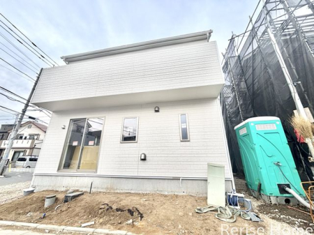 �����s�������s�Z�g��1���ڂ̐V�z��ˌ��Ă̌��n�O�ώʐ^