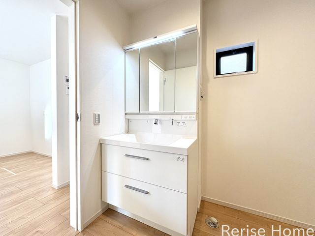 �����s������s����1���ڂ̐V�z��ˌ��Ă̐��ʑ�E���ʏ�