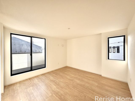 �����s������s����1���ڂ̐V�z��ˌ��Ă̌���