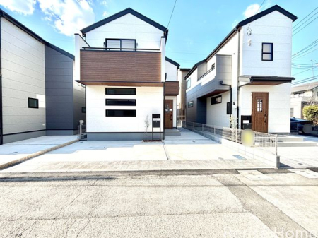 �{���s������1���ڂ̐V�z��ˌ��Ă̌��n�O�ώʐ^