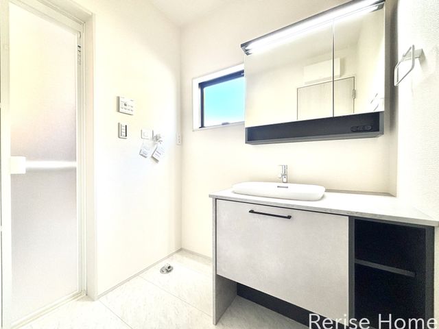 �����s�{���s������1���ڂ̐V�z��ˌ��Ă̐��ʑ�E���ʏ�