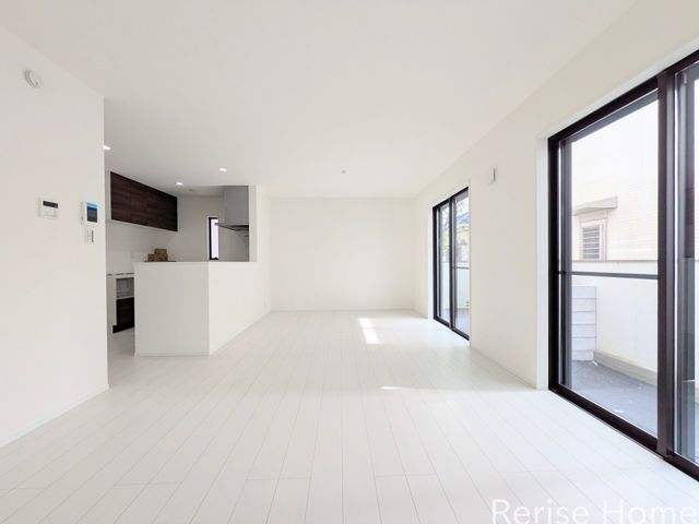 �����s�O��s���4���ڂ̐V�z��ˌ��Ẵ��r���O