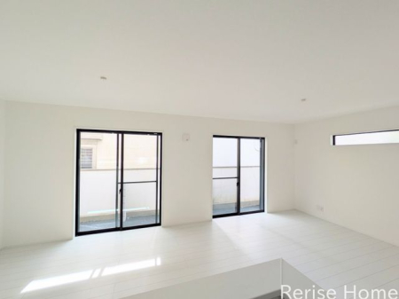 �����s�O��s���4���ڂ̐V�z��ˌ��Ẵ��r���O