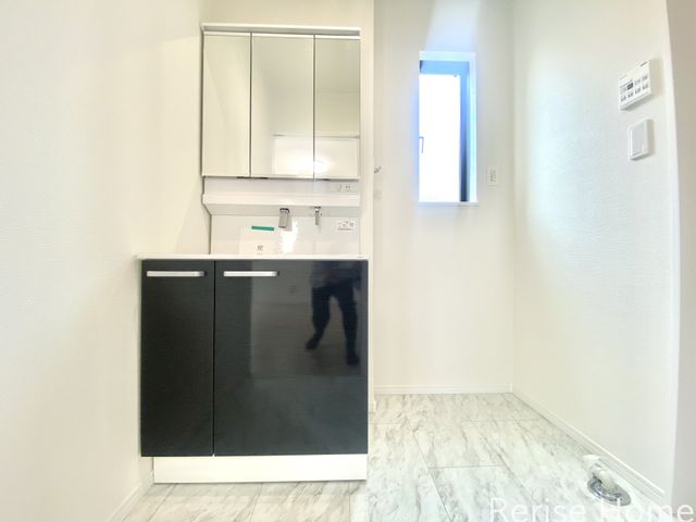 �����s����a�s����2���ڂ̐V�z��ˌ��Ă̐��ʑ�E���ʏ�