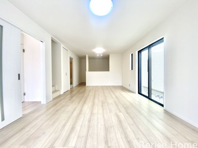 �����s����a�s����2���ڂ̐V�z��ˌ��Ă̂��̑�����