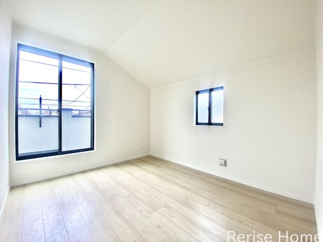 �����s����a�s����2���ڂ̐V�z��ˌ��Ă̂��̑�����