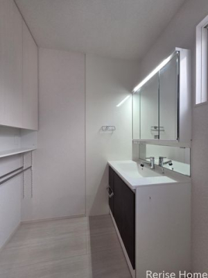 �����s������s����1���ڂ̒��È�ˌ��Ă̐��ʑ�E���ʏ�