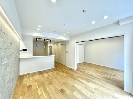 �����s���z�s������2���ڂ̒��Ã}���V�����̃��r���O