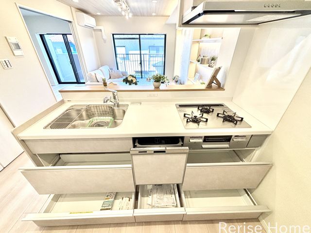 �����s���n���c��5���ڂ̒��Ã}���V�����̃L�b�`��