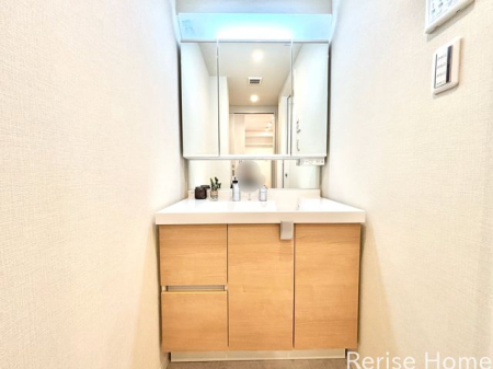 �����s���n���c��5���ڂ̒��Ã}���V�����̐��ʑ�E���ʏ�