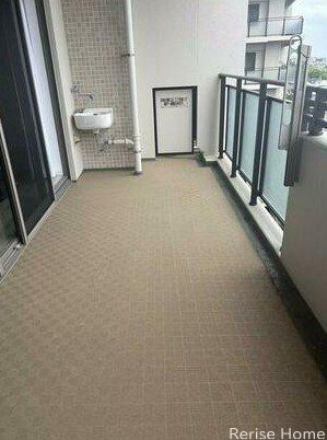 �����s������䑐2���ڂ̒��Ã}���V�����̃o���R�j�[