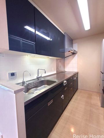 �����s���c�J��k�G�R6���ڂ̒��Ã}���V�����̃L�b�`��