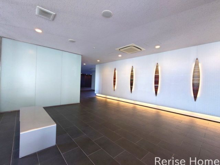 �����s���c�J��k�G�R6���ڂ̒��Ã}���V�����̃G���g�����X