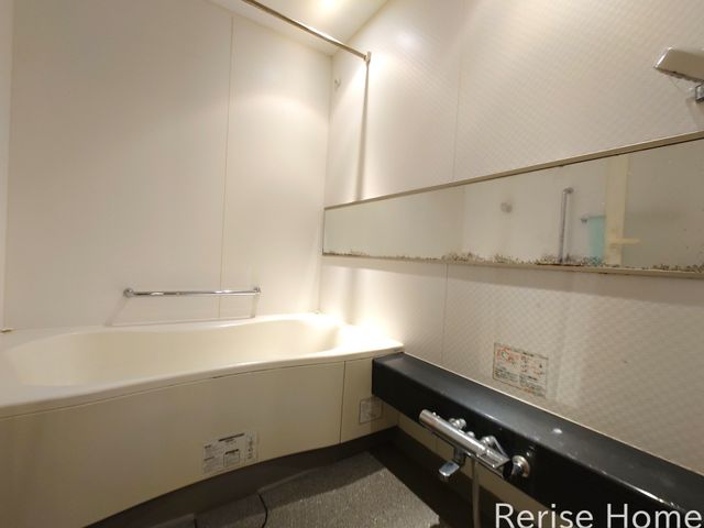 �����s���c�J��k�G�R6���ڂ̒��Ã}���V�����̗���