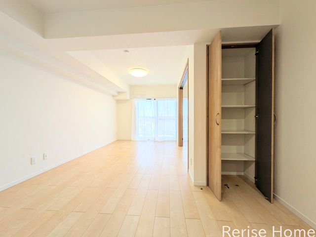 �����s�����s�h��1���ڂ̒��Ã}���V�����̃��r���O