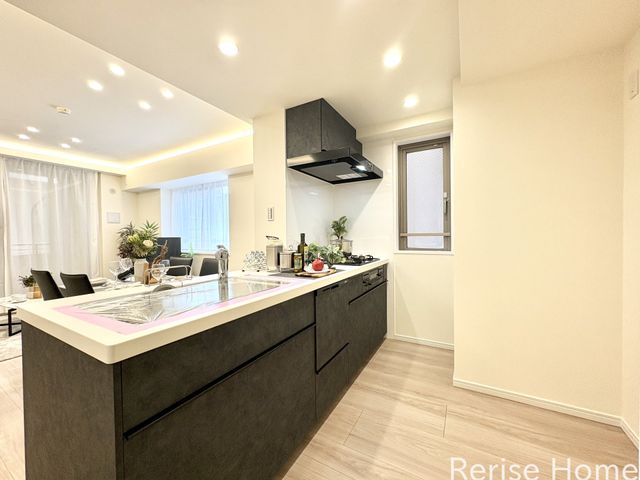 �����s���v���Ďs���{��5-14�̒��Ã}���V�����̃L�b�`��