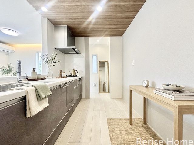 �����s���n��x�m����3���ڂ̐V�z��ˌ��ẴL�b�`��