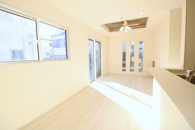 �����s�������s��3���ڂ̐V�z��ˌ��Ẵ��r���O